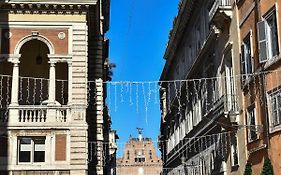 Stylish apartment in central Rome Centro Storico