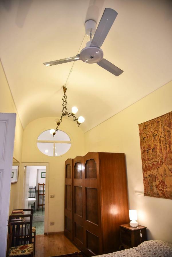 Stylish apartment in central Rome Centro Storico Esterno foto