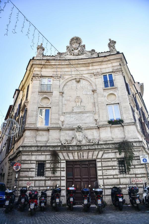 Stylish apartment in central Rome Centro Storico Esterno foto